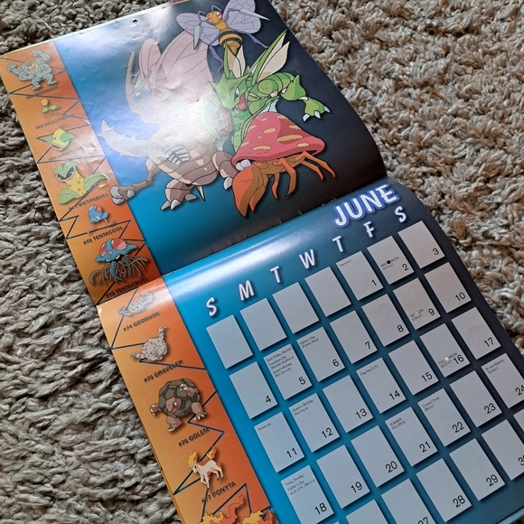 Pokemon vintage year 2000 memorabilia calendar - Picture 3 of 7